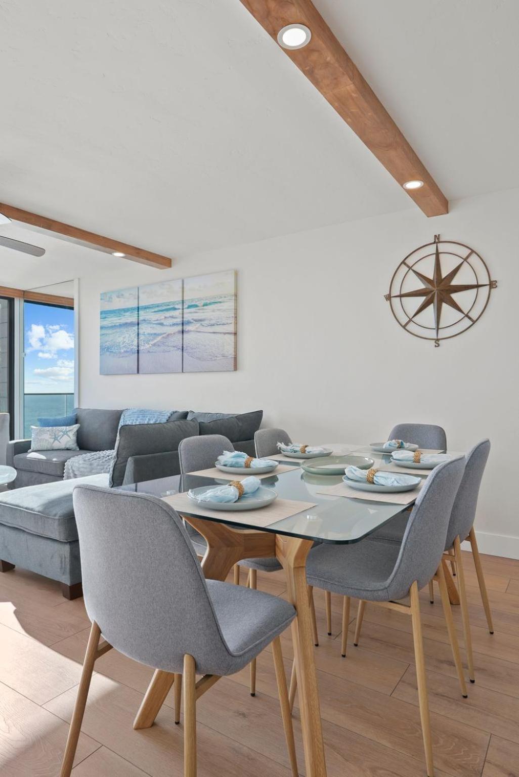 Oceanfront Paradise With Sunset Balcony, Pool, Spa, Access And Parking * San Diego
